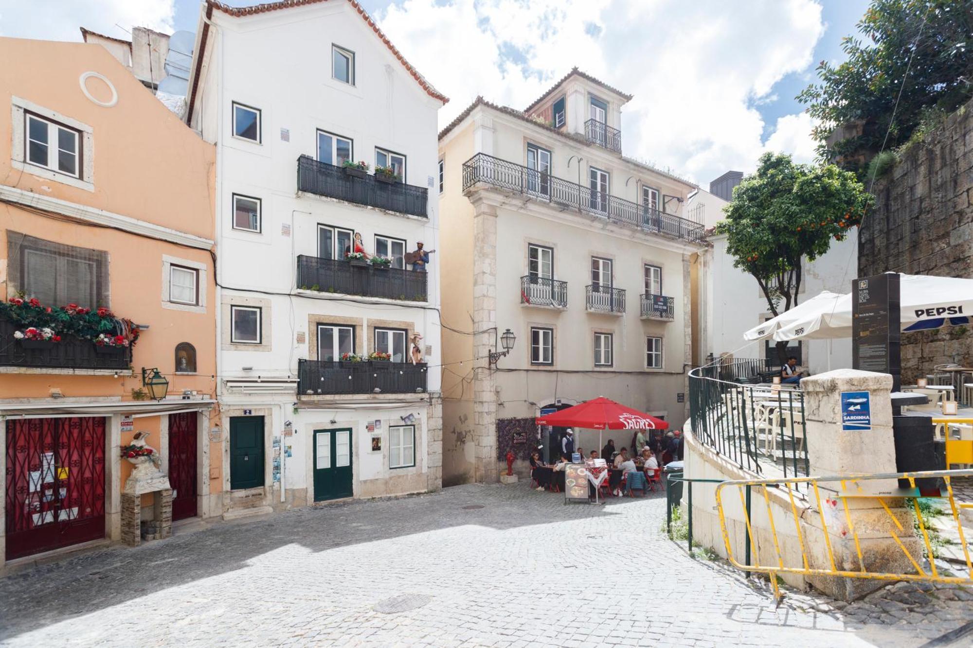 Casas De Fado Apartment Lisbon Exterior photo